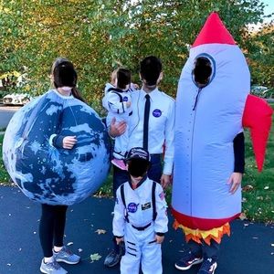 Moon and rocket ship costumes - Halloween